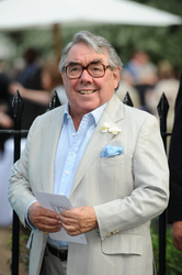 Ronnie Corbett