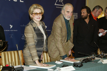 Catherine Deneuve, Christopher Lee, Shekhar Kapur
