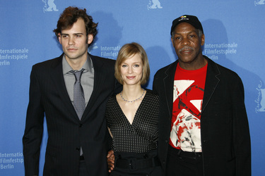 Rossif Sutherland, Laura Regan, Danny Glover