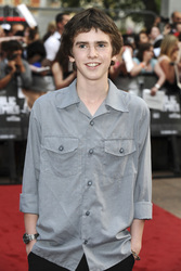 Freddie Highmore