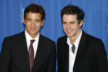 Clive Owen, Tom Tykwer