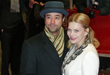 Jan Josef Liefers, Anna Loos