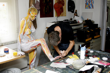 Jörg Düsterwald mit Model Melanie