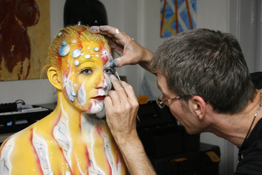 Jörg Düsterwald mit Model Melanie