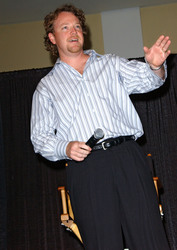 Robert Duncan McNeill