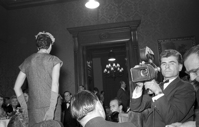 Mannequin und Kameramann