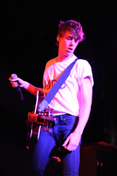 Johnny Borrell