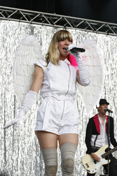 Mieze Katz, Robert 'Bob' Schütze (Mia)