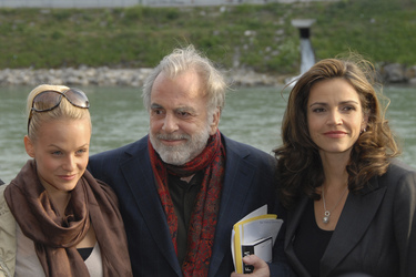 Mirjam Weichselbraun, Maximilian Schell, Rebecca Immanuel