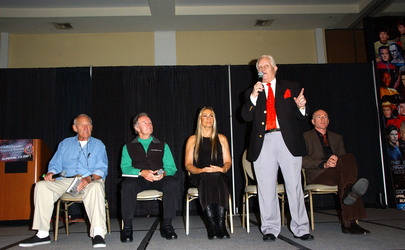 Lawrence Montaigne, William Wellman Jr.,Virginia Hey, Bob May, Wayne Pygram