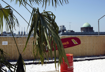 Blick auf das Gemeinschaftskraftwerk Linden (Die drei warmen Brüder) und das Anzeigerhochhaus