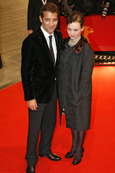 Clive Owen, Sarah-Jane Fenton