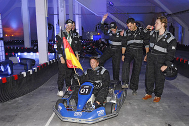 Franz Dinda, Tobias Schenke, Mark Keller, Kerstin Linnartz, Bülent Sharif, Adrian Topol