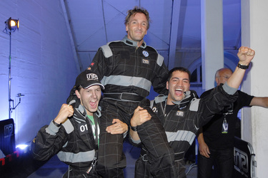 Franz Dinda, Mark Keller, Bülent Sharif