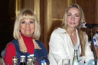 Grace Lee Whitney, Virginia Hey