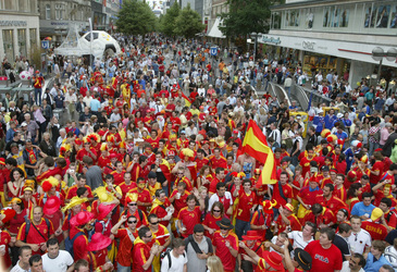 Fans aus Spanien auf der Fanmeile