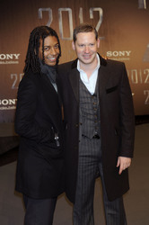 Marco Kreuzpaintner mit Freund Kelnner