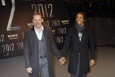 Marco Kreuzpaintner mit Freund Kelnner