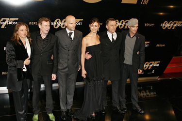Barbara Broccoli, Jesper Christensen, Marc Forster, Olga Kurylenko, Daniel Craig, Anatole Taubman