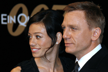 Satsuki Mitchell, Daniel Craig