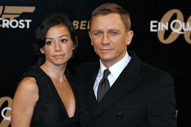 Satsuki Mitchell, Daniel Craig