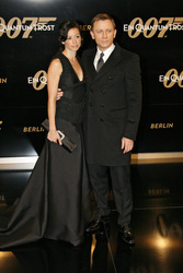 Satsuki Mitchell, Daniel Craig