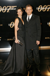 Satsuki Mitchell, Daniel Craig