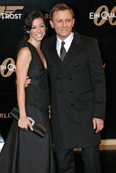 Satsuki Mitchell, Daniel Craig