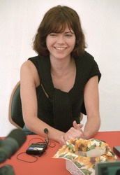 Nicole de Boer