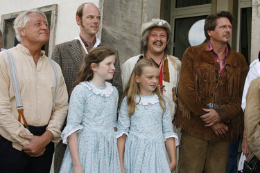 Harald P. Wieczorek, Stephan A. Tölle, Mathias Engel, Joshy Peters, Noa Teresa Togler, Lina Warning