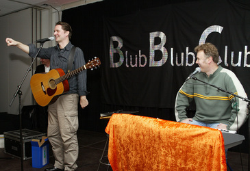 Nico Walser, Wolfgang Grieger