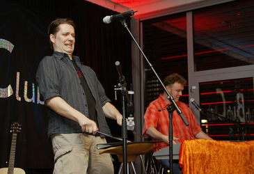 Nico Walser, Wolfgang Grieger