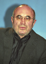 Bob Hoskins