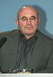 Bob Hoskins
