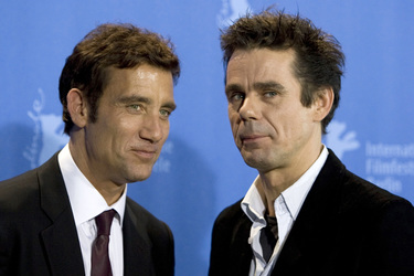 Clive Owen, Tom Tykwer