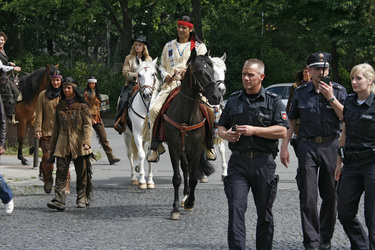 Dorkas Kiefer, Erol Sander