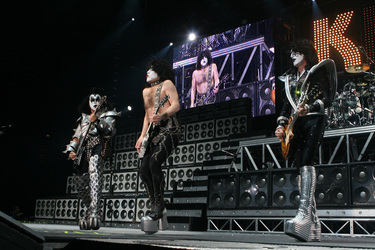 Eric Singer / The Cat , Paul Stanley / The Starchild, Tommy Thayer / The Spaceman, Eric Singer / The Cat
