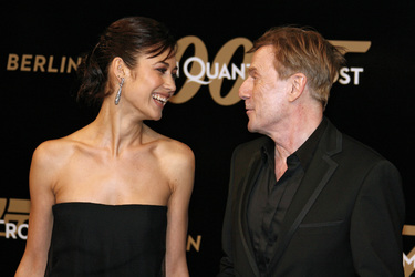 Olga Kurylenko, Jesper Christensen