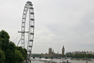Blick von der Golden Jubilee Bridge