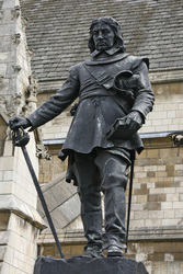 Oliver Cromwell Denkmal an den Houses of Parliament