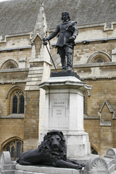 Oliver Cromwell Denkmal an den Houses of Parliament