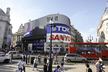 Piccadilly Circus