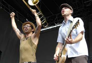 Eduardo Hernandez, Sascha Lazor