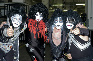 Wilbur Mullet - Mini Ace, Terra Jole - Mini Paulina, Travis Ellis - Mini Peter, Joseph James Fatale - Mini Gene