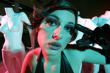 Herrin der Puppen / Mistress of Puppets