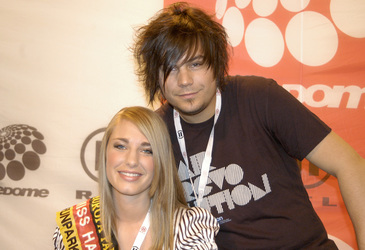 Katie Steiner, Nevio Passaro