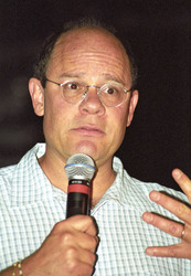 Ethan Phillips
