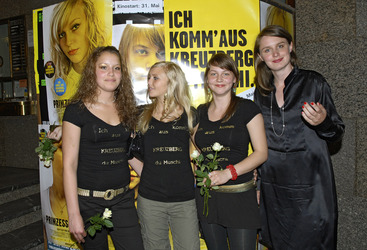 Tanutscha, Klara, Mina, Bettina Bluemner