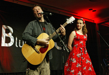 Nico Walser, Inge Schäkel