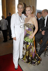 Suzanne von Borsody, Anna Loos